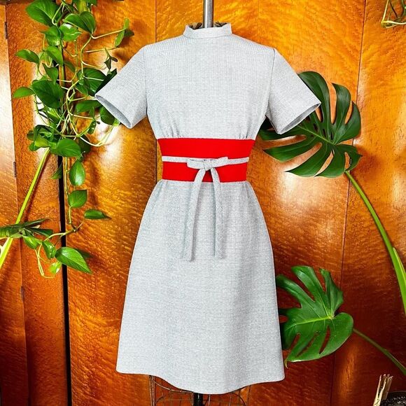 VICKY VAUGHN 1960’s 60s Retro Vintage Red & Grey Mini Mod Shift Scooter Dress XS - Picture 1 of 10